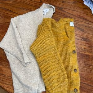 2 Cardigans